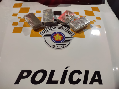 PM Rodoviária apreende tijolos de crack em ônibus em Presidente Venceslau