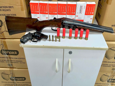 Polícia Civil prende homem com 2 mil auto-testes de Covid-19 adulterados
